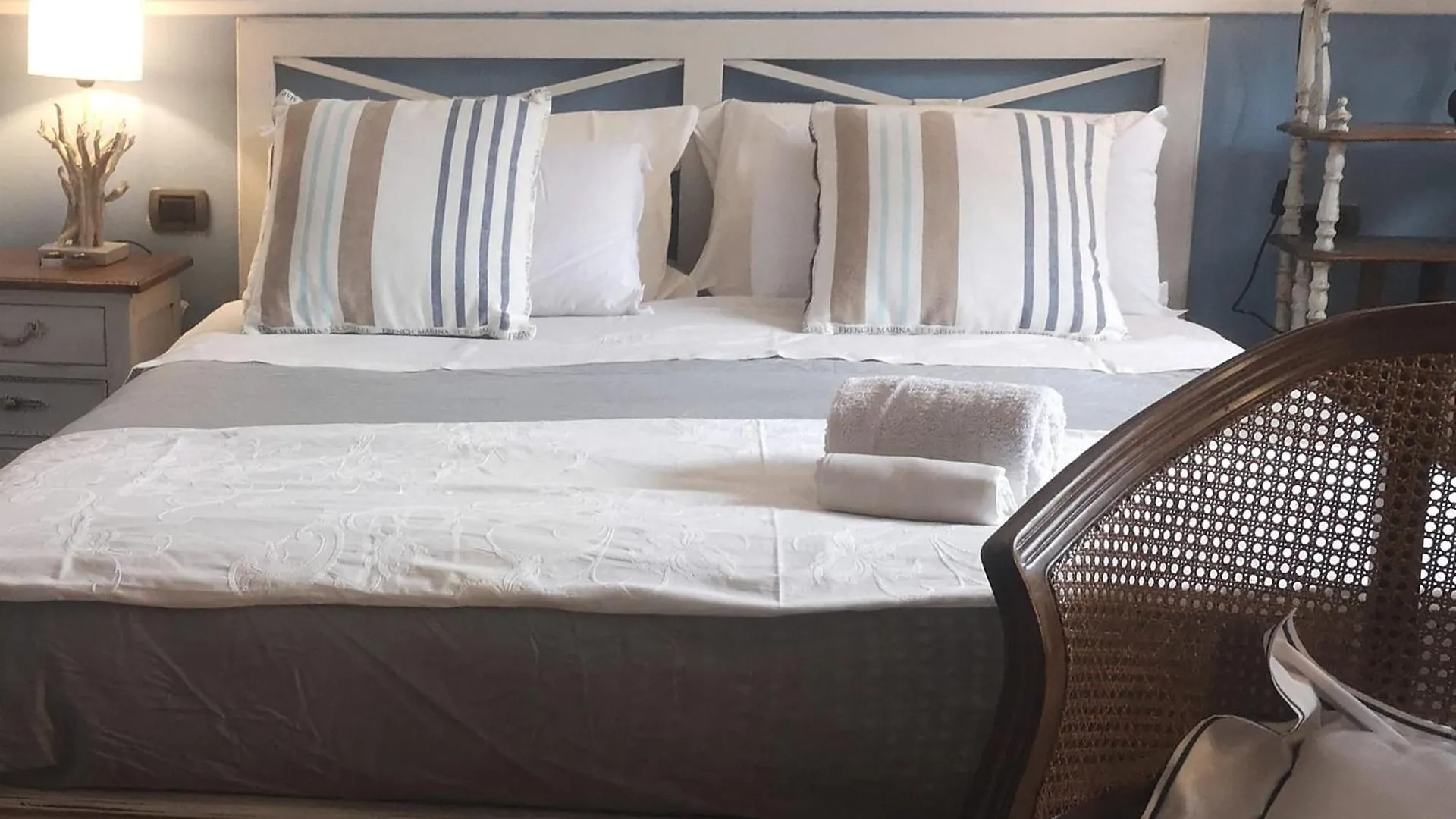 Business Suite Il Nido Segreto B&B Varano Borghi Bed & Breakfast